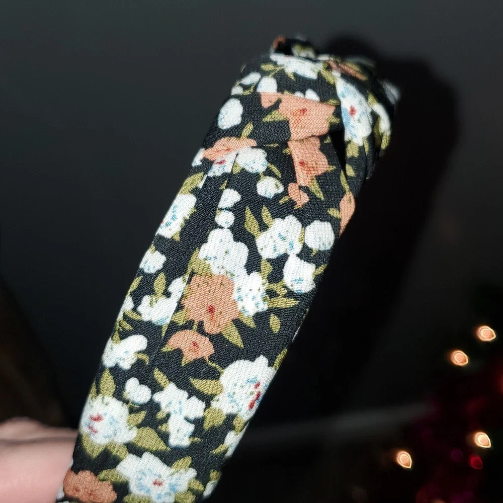 New handmade boutique floral top knot flexible wide headband - Picture 4 of 5